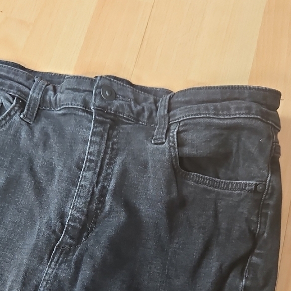 Joe's Jeans Nikita Black High Rise Skinny Jeans size 32. Ankle Legnth. - Picture 4 of 8